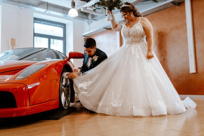 Hochzeit Ferrari Lustige Bildideen Felgen Putzen Mit Brautkleid